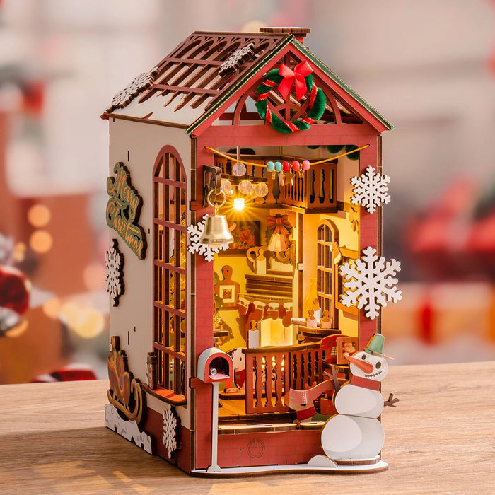 Book Nook wood kit – Christmas interior scene 