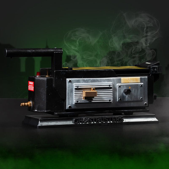 23073_ghostbusters-ghost-trap-incense-burner-action2.jpg