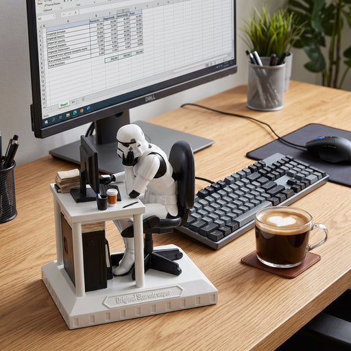 Statuetta Collezionabile Stormtrooper Originale "Slave to the Wage"