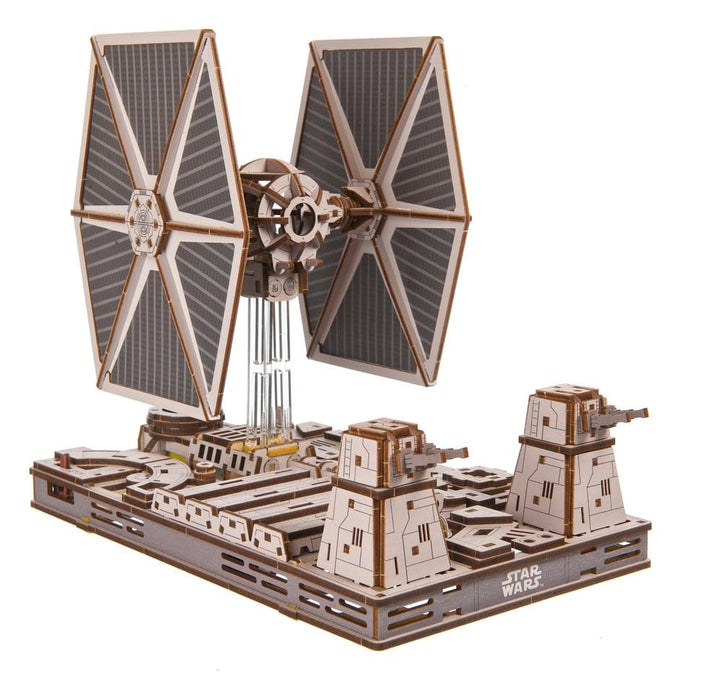 Kit de maqueta de madera Star Wars TIE Fighter