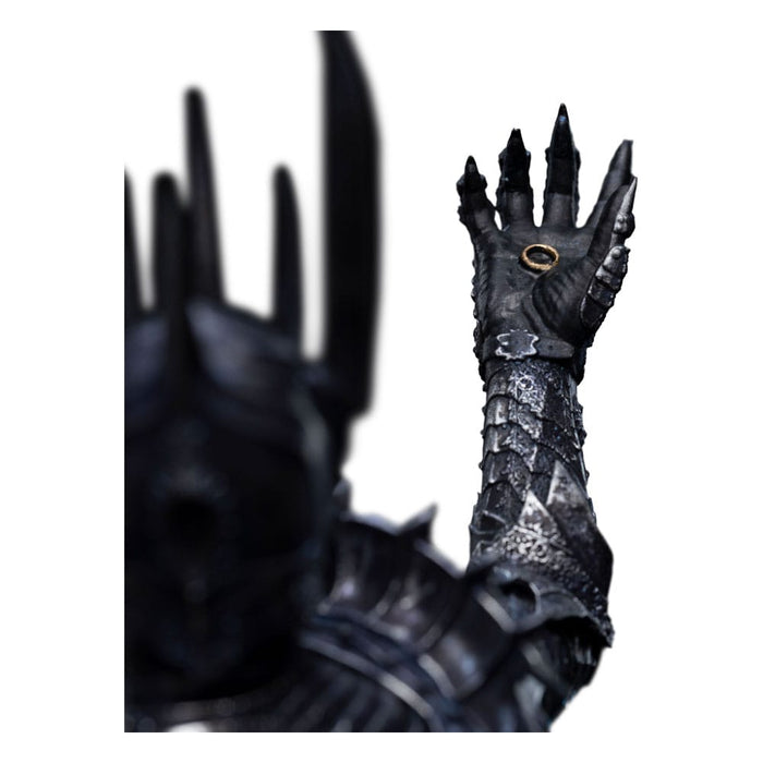 The Lord of the Rings Statue: Sauron Forging the Ring