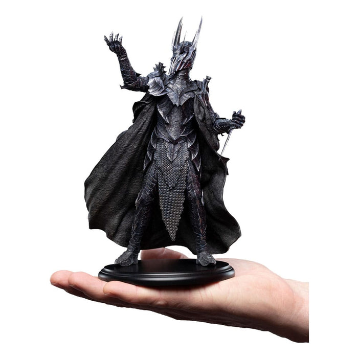 The Lord of the Rings Statue: Sauron Forging the Ring